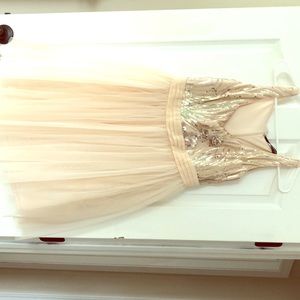 Never worn dress, size US 6